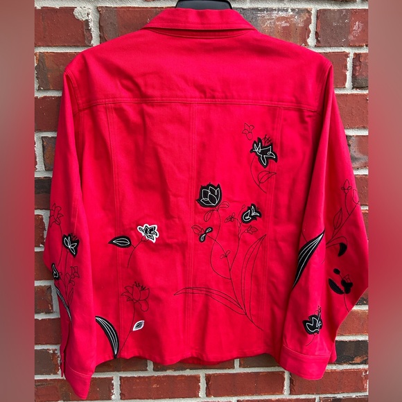 The Quacker Factory Woman's Red Denim Jacket w/ Black Embroidery SZ 2XL C6 - Picture 2 of 7